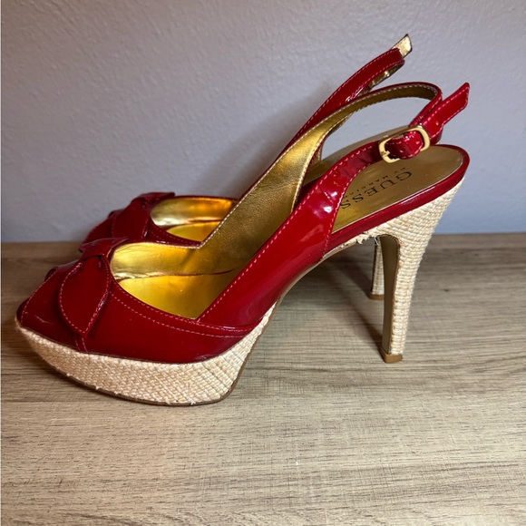 Guess heels with red bow - Picture 3 of 4